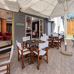 Marine Congo Hotel 2*