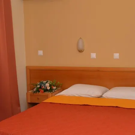 Marine Congo Отель 2*